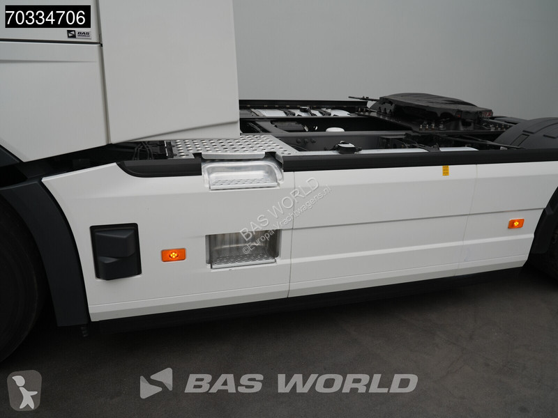 Tractor Volvo 500 4X2 XL 2x Tanks I-ParkCool...