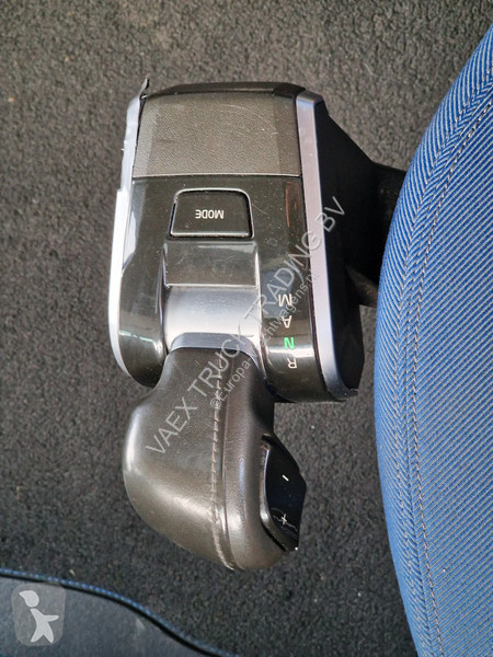 Cap tractor Volvo 13500 Globetrotter XL 6x2 -...