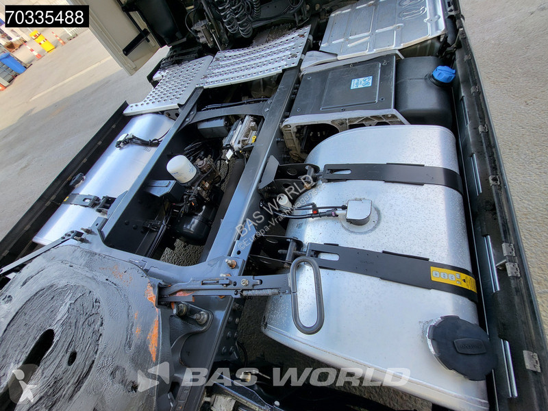 Тягач Volvo 500 4X2 XL 2x Tanks I-ParkCool ACC