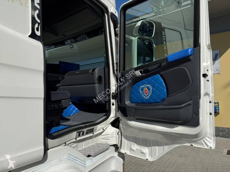 Tractor Scania 500