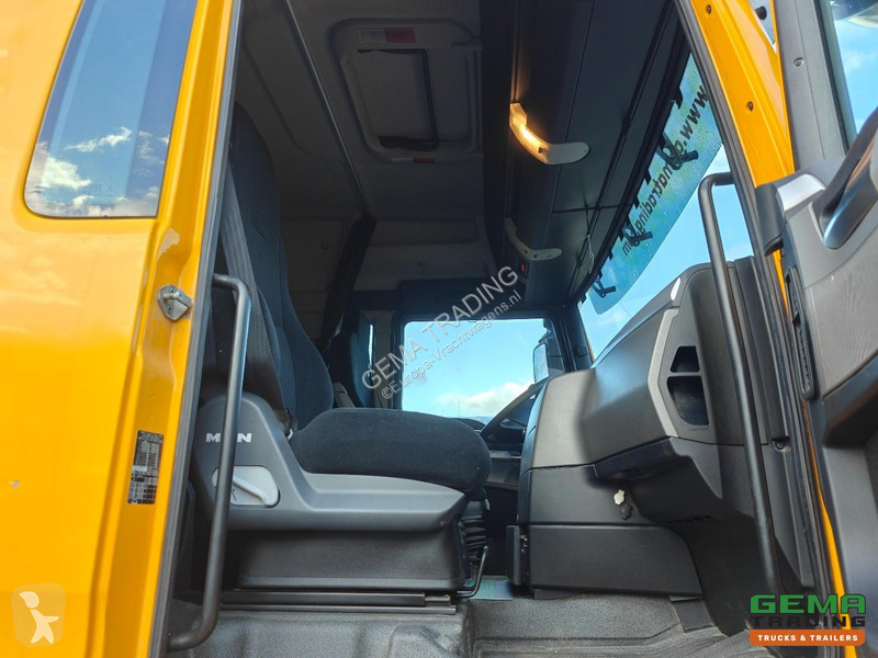 Тягач MAN TGX 4x4 XLX Euro6B - Manual...