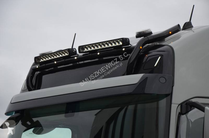 Тягач Volvo 500
