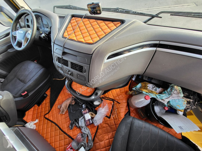 Tratores DAF 480