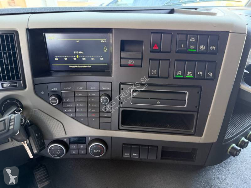 Traktor Volvo 460