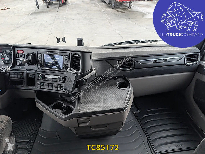 Cabeza tractora Scania 450