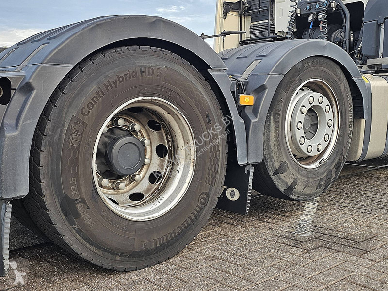 Cabeza tractora Volvo 500