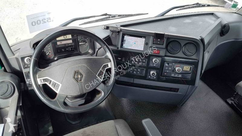 جرار Renault 520.26 DTI 13