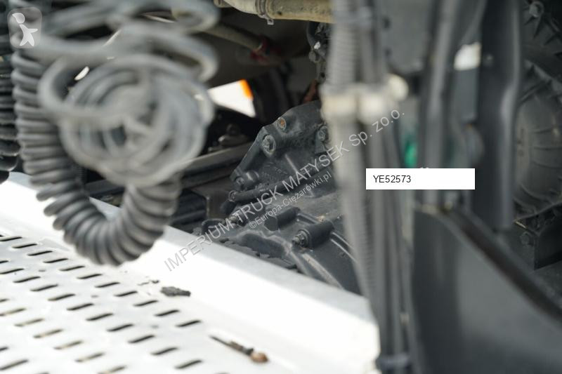 جرار Iveco 420