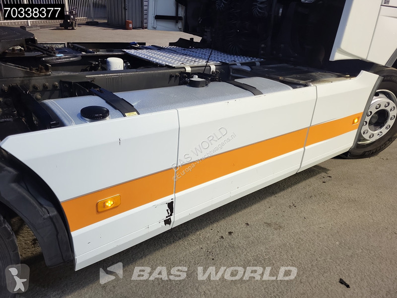 جرار Volvo FH 460 FH 4X2  Globe