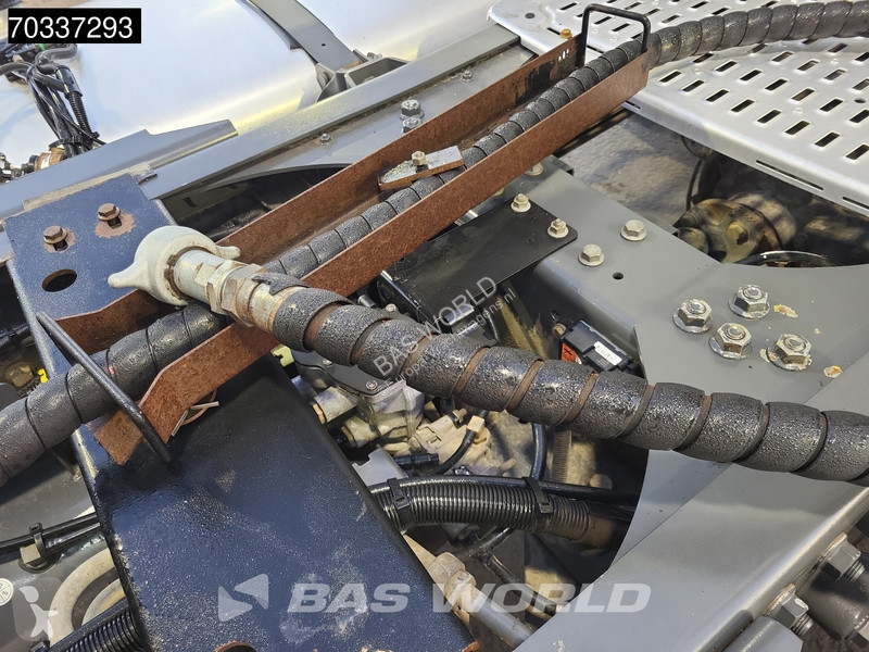 جرار DAF 460  4X2 SC Hydraulik