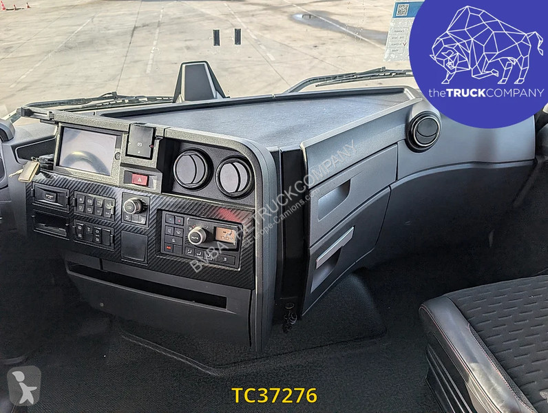 Ciągnik siodłowy Renault T 520