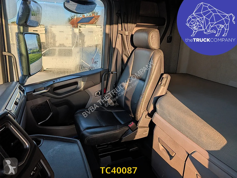 Scania 520 tractor unit