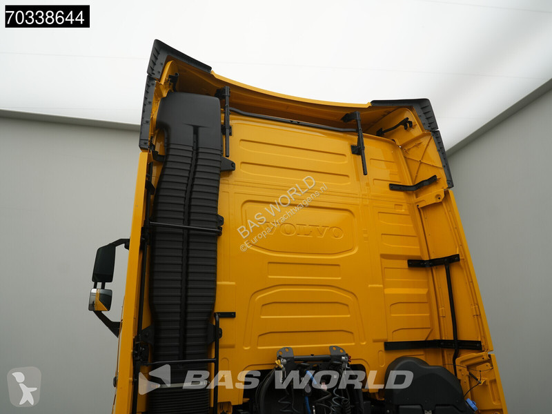 Traktor Volvo FH 460 4X2 Globe Mega 2x Tanks...