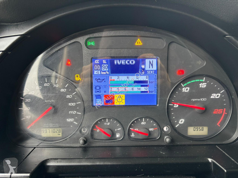Iveco 480 4x2 ADR tractor unit