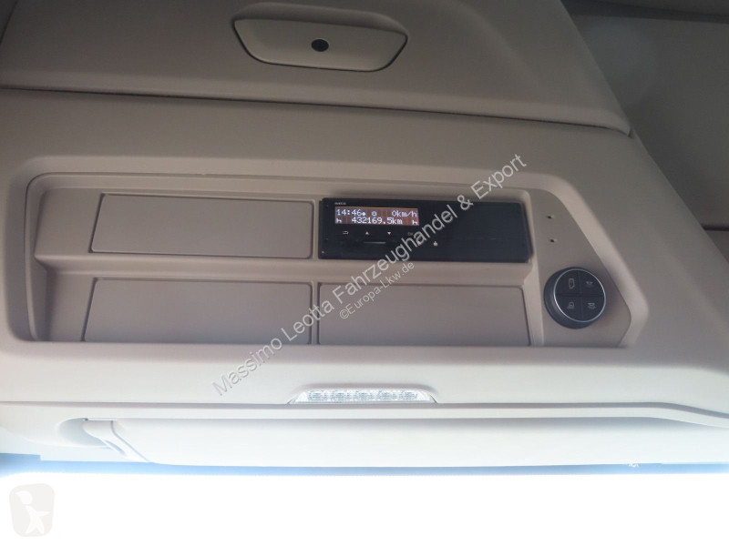 Iveco S-Way 490 Intarder FZ.13 tractor unit