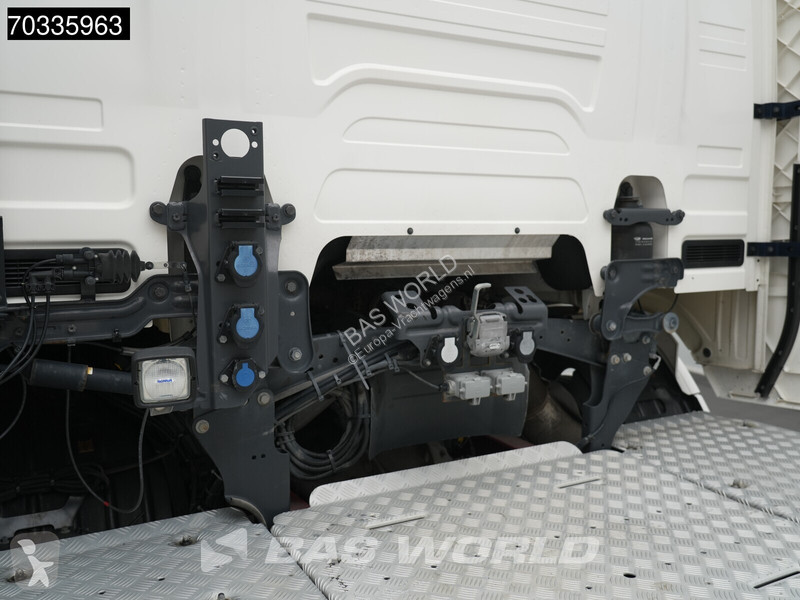 Scania R 590 6X2 V8 Retarder iftachse Full-Air...