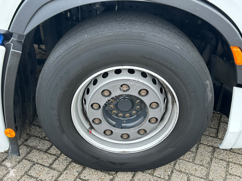 Iveco S Way 510 tractor unit