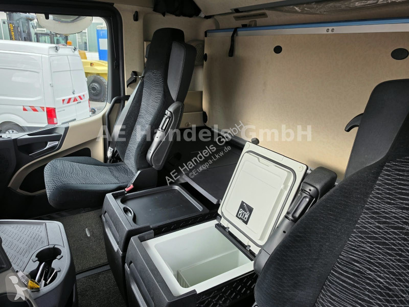 Mercedes 5 1843 GigaSpace LL...