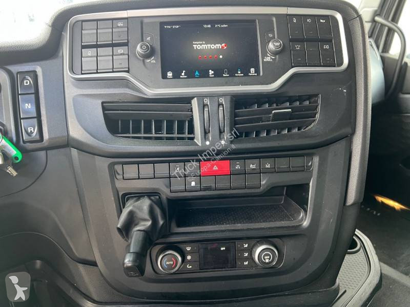 Iveco 570 tractor unit