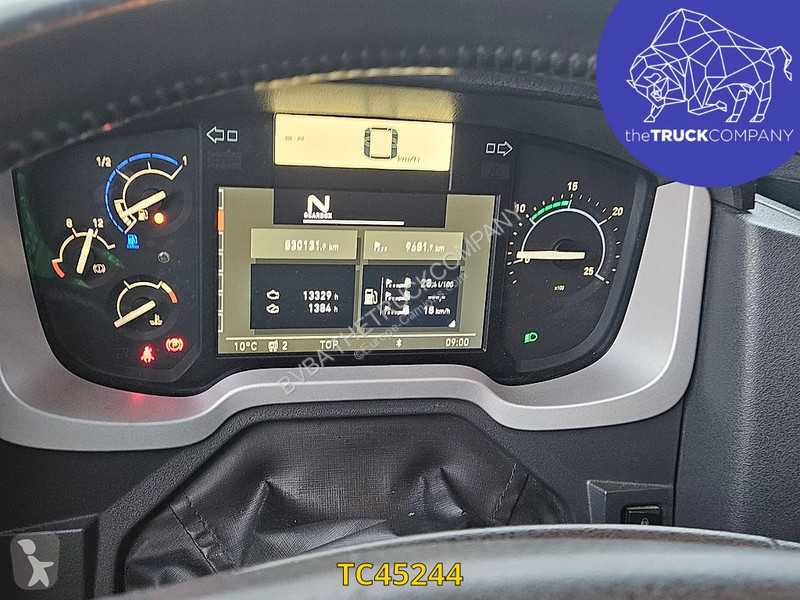 Renault T 460 tractor unit