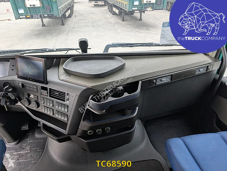 Volvo 500 tractor unit