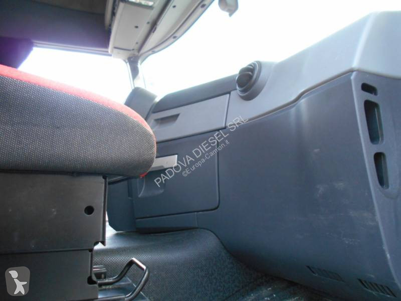 Traktor Renault 460