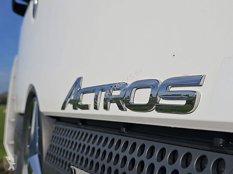 Nyergesvontató Mercedes ACTROS 1845