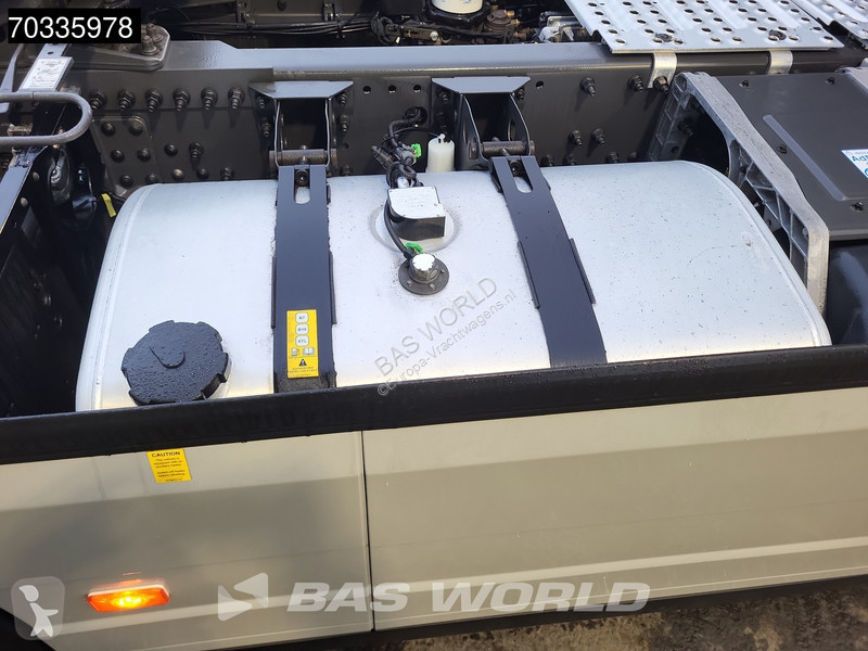 Cabeza tractora Volvo 500  4X2 XL Retarder 2x...