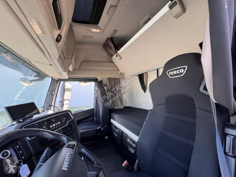 Tracteur Iveco 460