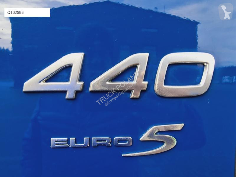 Tahač Volvo 440