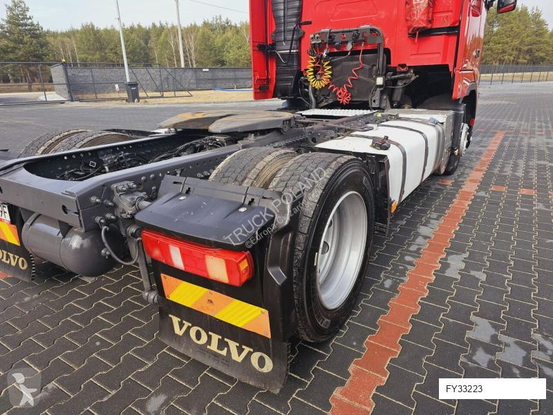 Ansamblu cap tractor si semiremorca Volvo XXL...