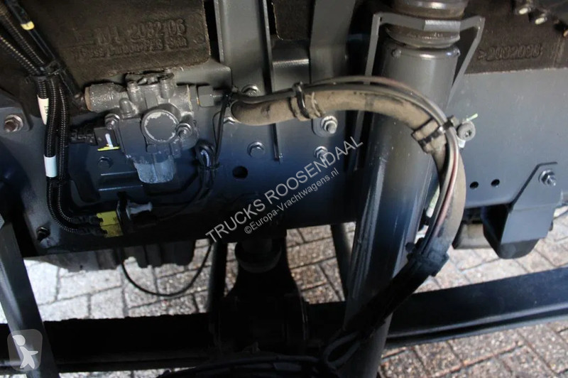 Tahač DAF 106440 + EURO 6 + SPOILER + TUV...