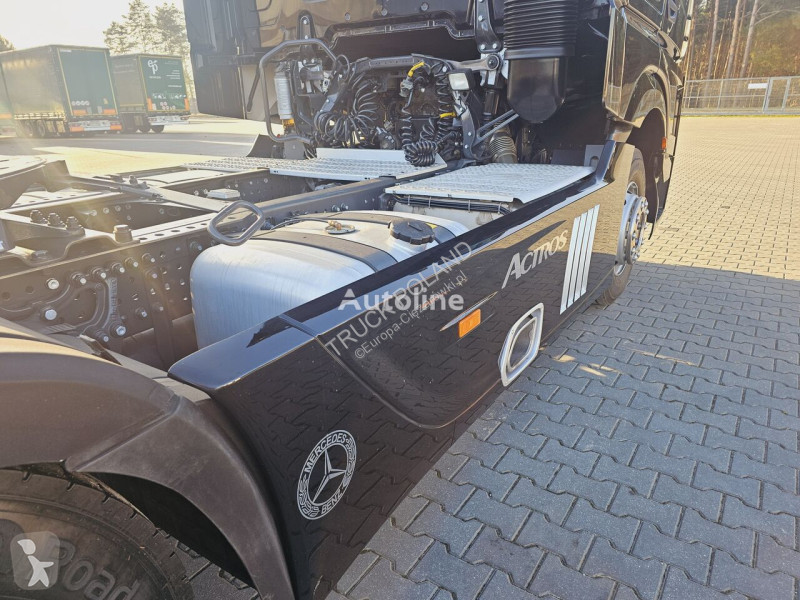 Traktor Mercedes ACTROS 1843