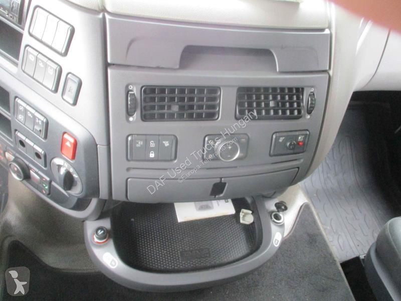 Traktor DAF 530 FT LOW DECK 4X2