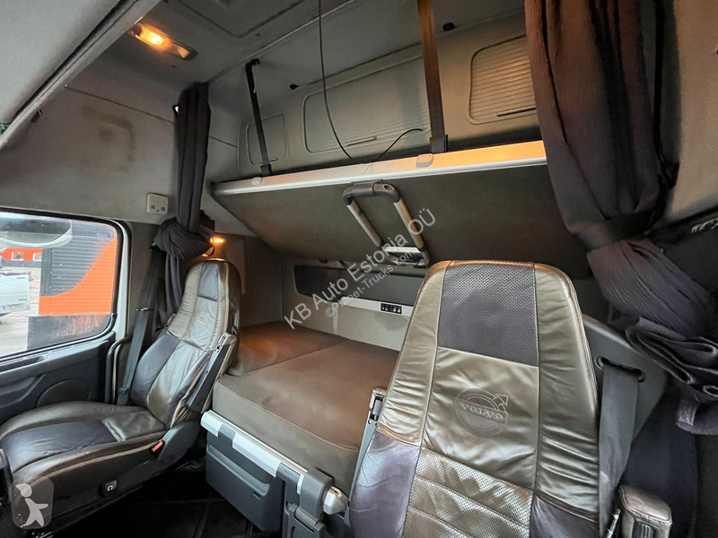 Tahač Volvo 700 6x2 GLOBE XXL ! / ADR /...