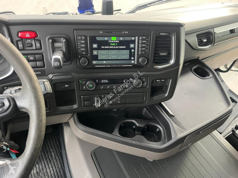 Traktor Scania 450 AUTOMATICO-INTADE