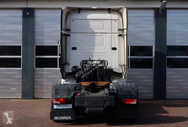 Traktor Scania RETARDER/ 2X TANK/ DIFF LOCK
