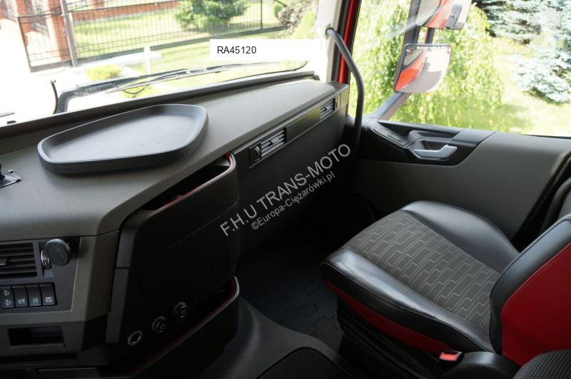 Traktor Volvo Volvo FH 4 EURO 6 GLOBETROTTER...