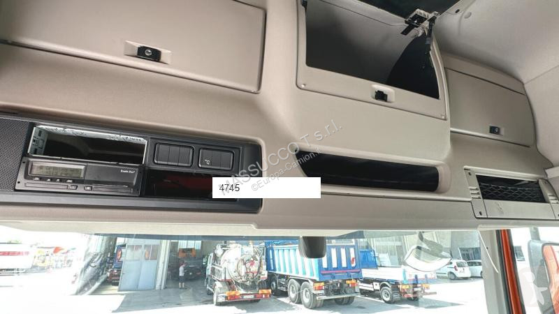 Tahač DAF CF 410 4X2