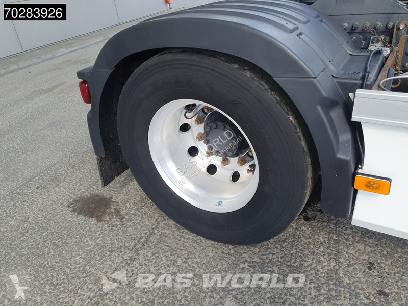 Tahač Volvo FH  4X2 LNG VEB+ ADR VDS I-ParkCool...