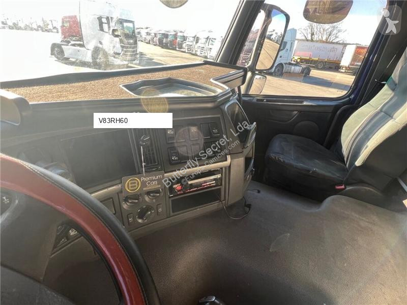 Tahač Volvo FM