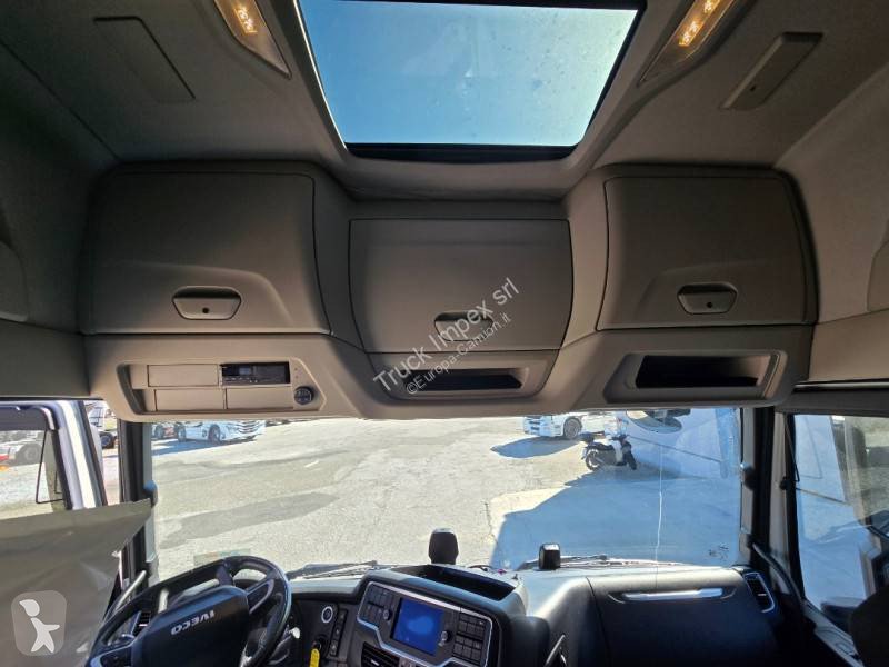 Cabeza tractora Iveco