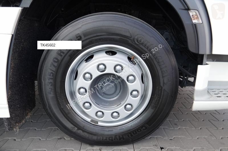 Traktor DAF XF 530