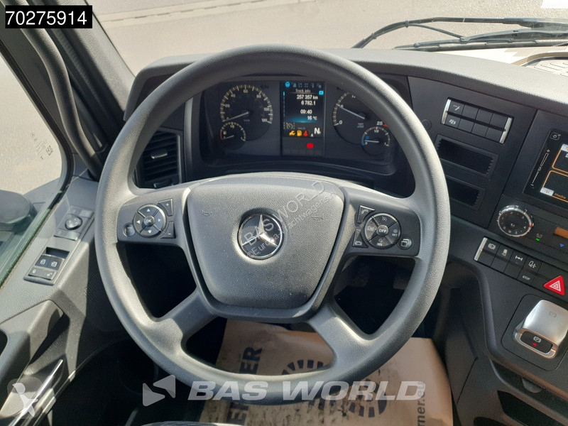 Tractor Mercedes 1851 4X2