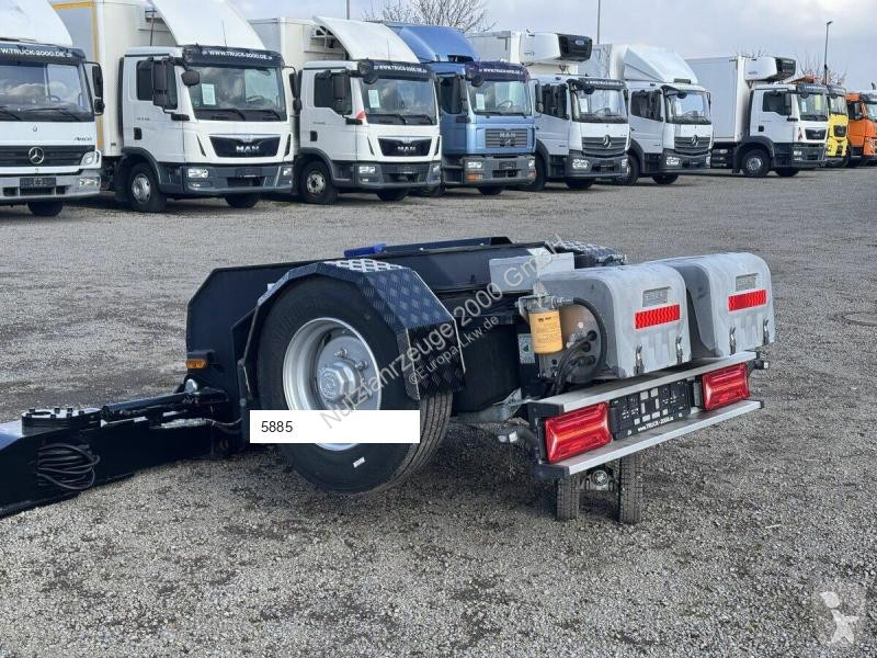 Traktor Mercedes