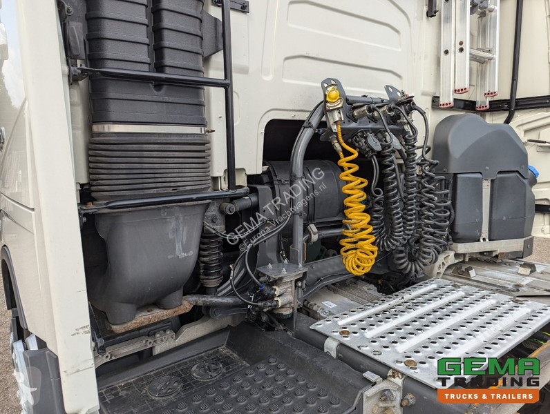 Traktor Volvo 0 4x2 Euro6 0 4x2 Globetrotter...