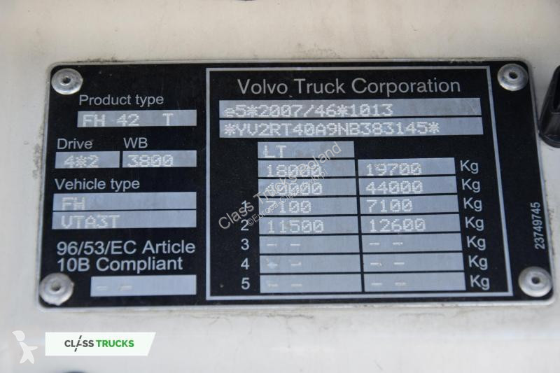 Tahač Volvo 500 Globetrotter XL Varios