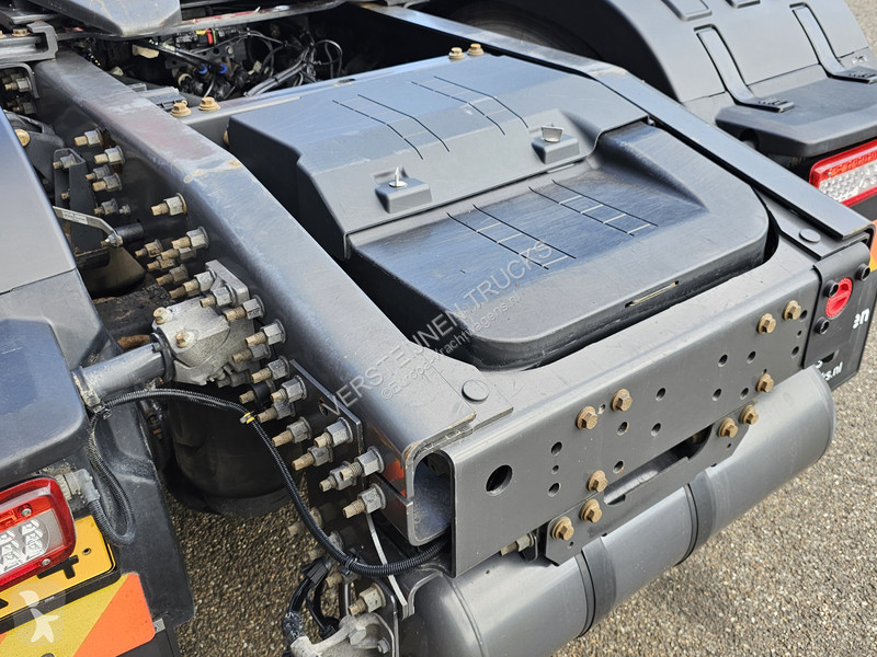 Trekker Volvo 500 6x2/4 / LIFT - STEERING /...