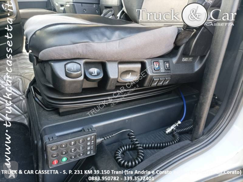 Traktor Iveco