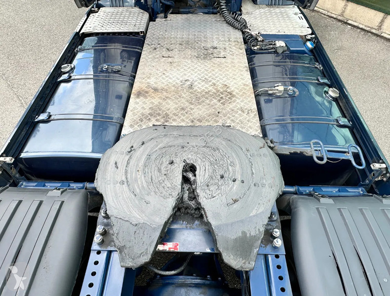 Traktor Scania R410 TOPINE RETARDER 2X TANKS...